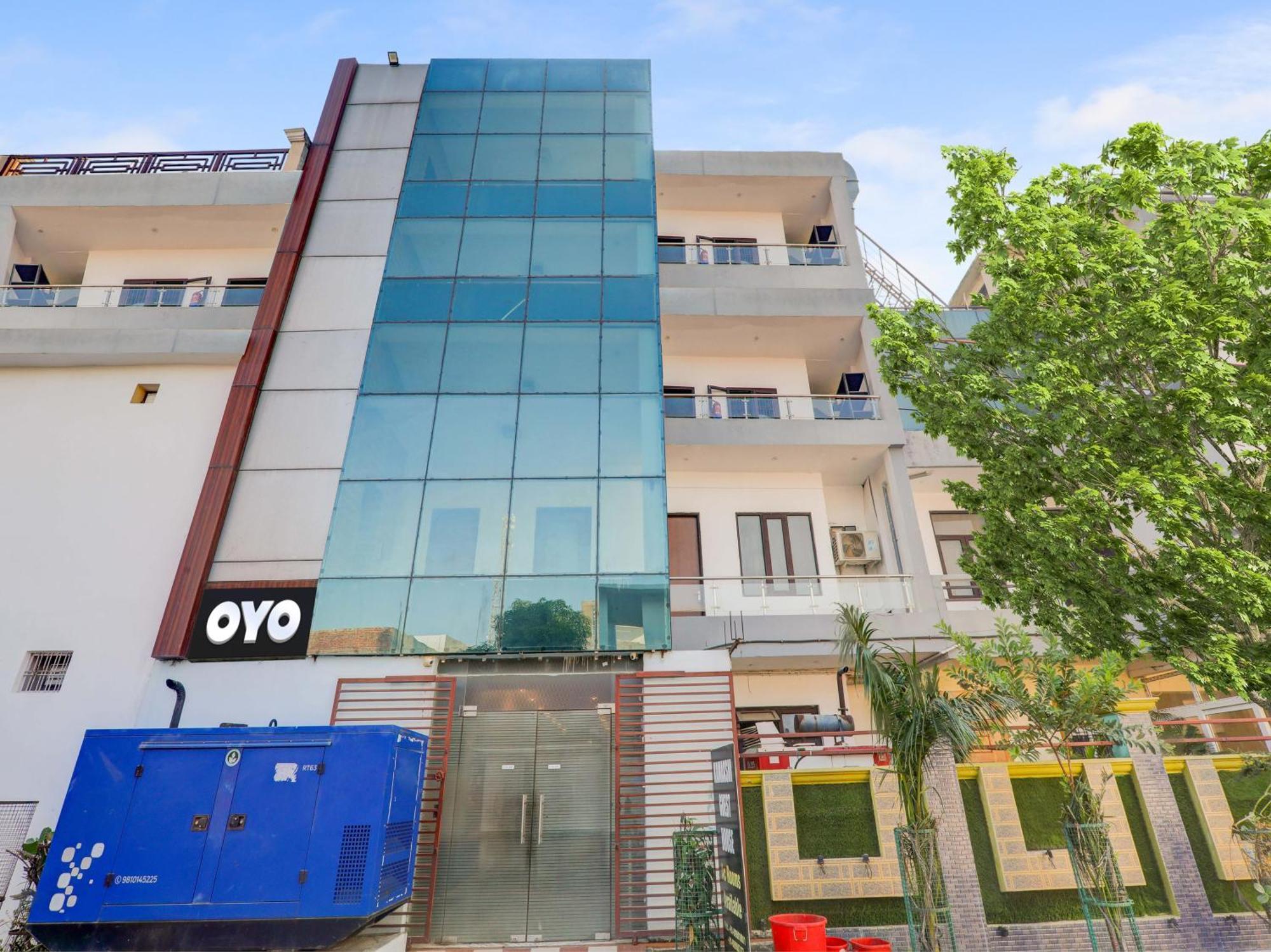Super Collection O Kiara Guest House Lucknow Bagian luar foto